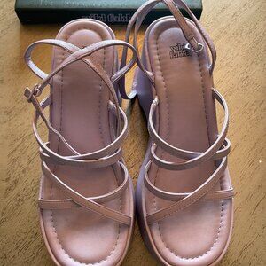 Wild Fable Lavender Strappy Platforms - Size 8